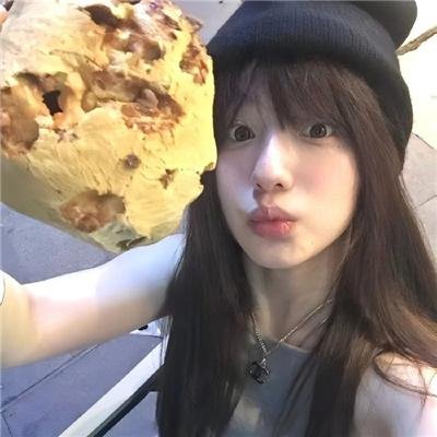 三个男人和一条美腿